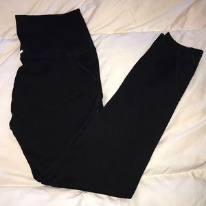 Arie move high waisted 7/8 legging with mesh black